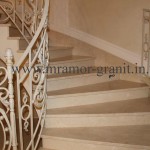 Лестница из мрамора Crema Marfil Antik